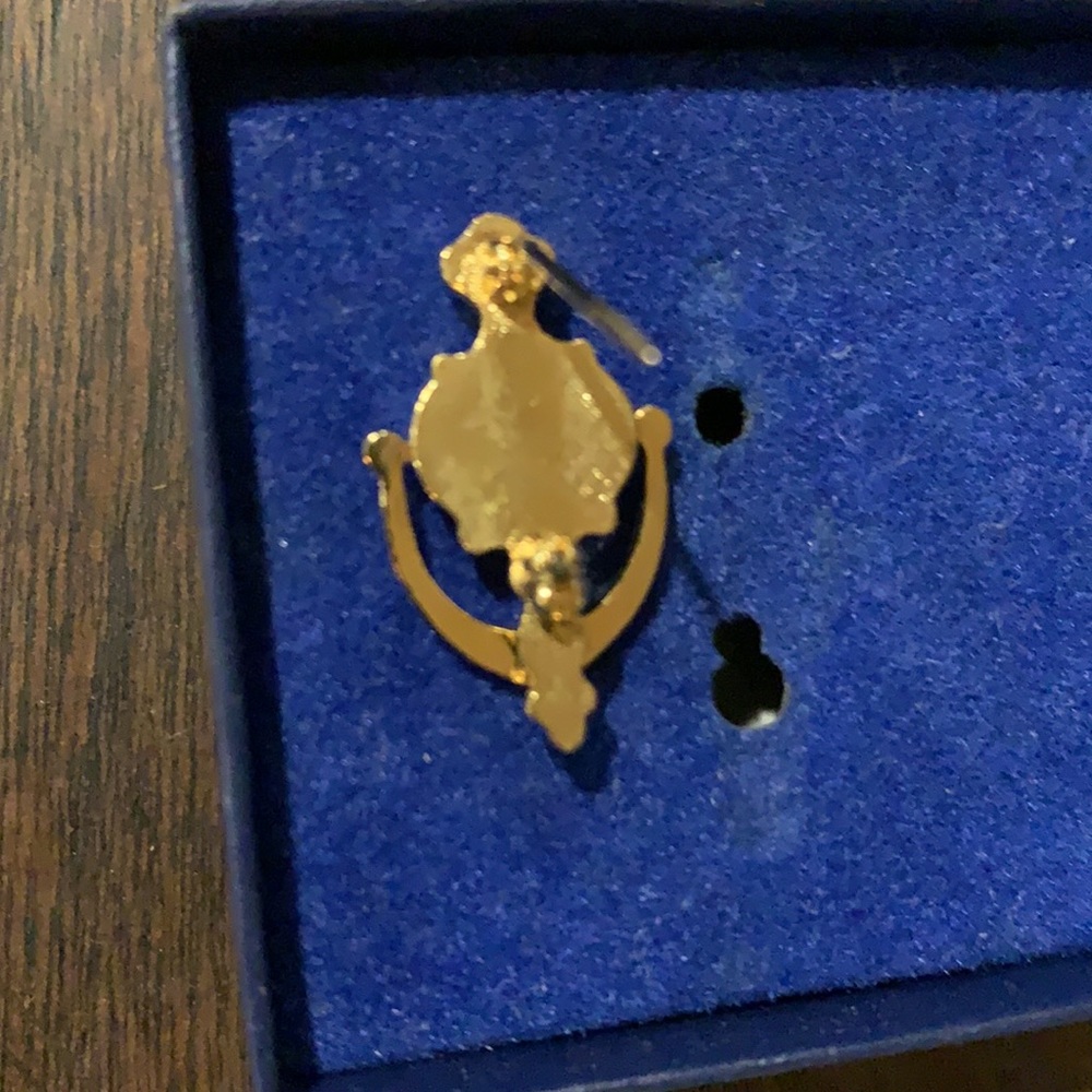 AVON SERVICE PIN VINTAGE - Picture 5 of 8